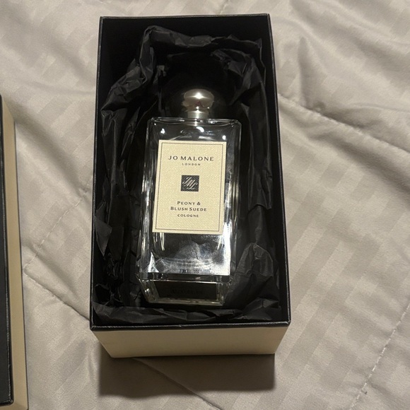 Jo Malone Peony & Blush Suede Fragrance - Picture 2 of 5